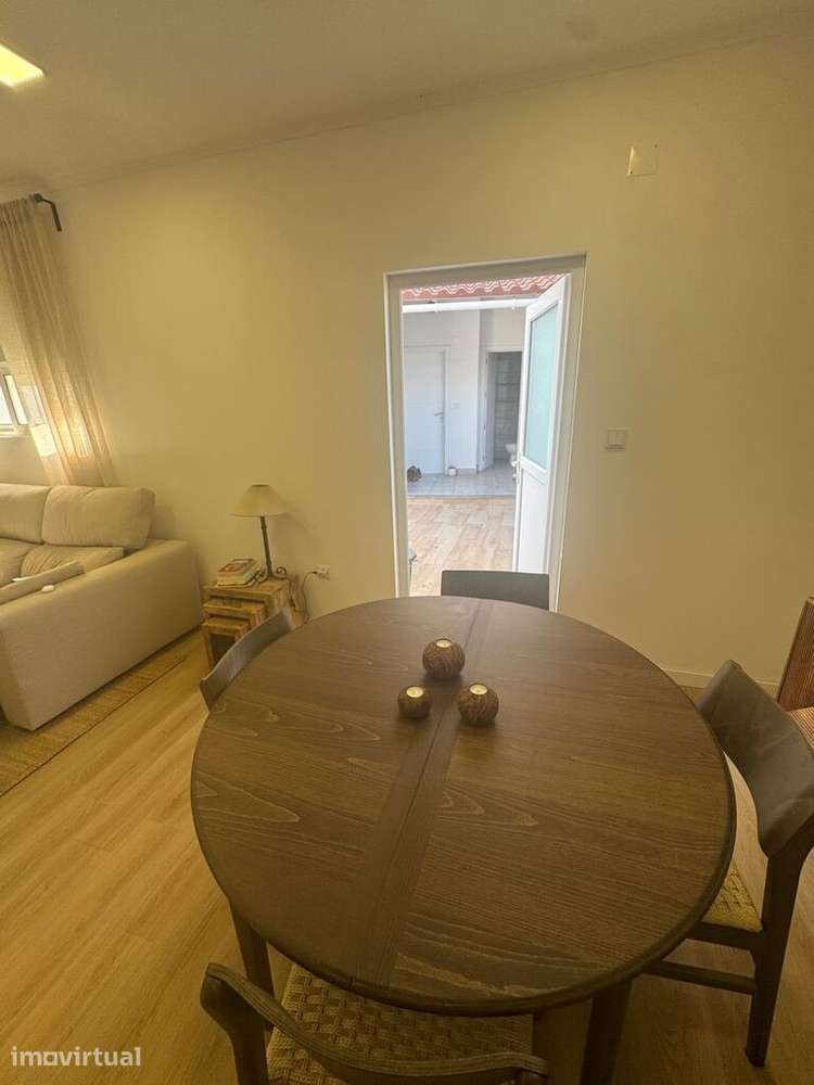 Habitação T2 em Santa Iria de Azoia, São João da Talha e Bobadela de 4 - Grande imagem: 3/26