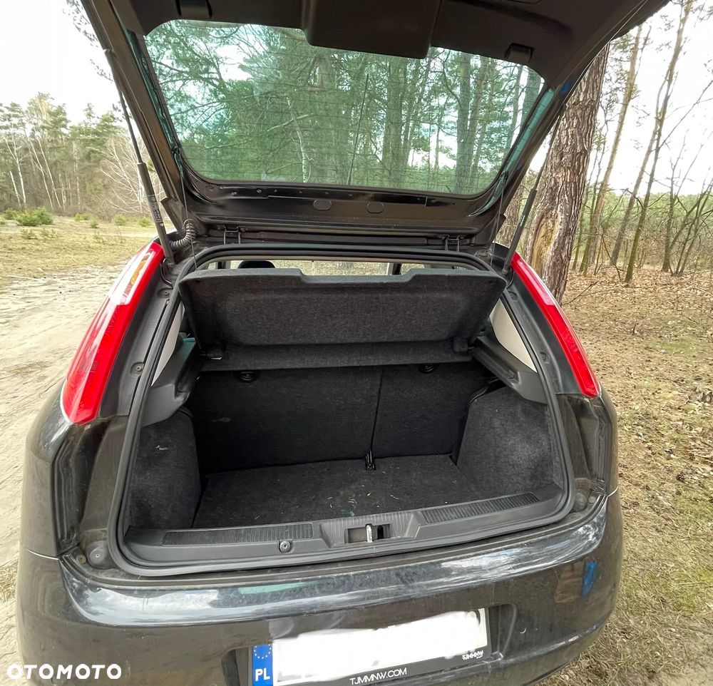 Fiat Grande Punto 1.9 Multijet 8V Emotion - 6