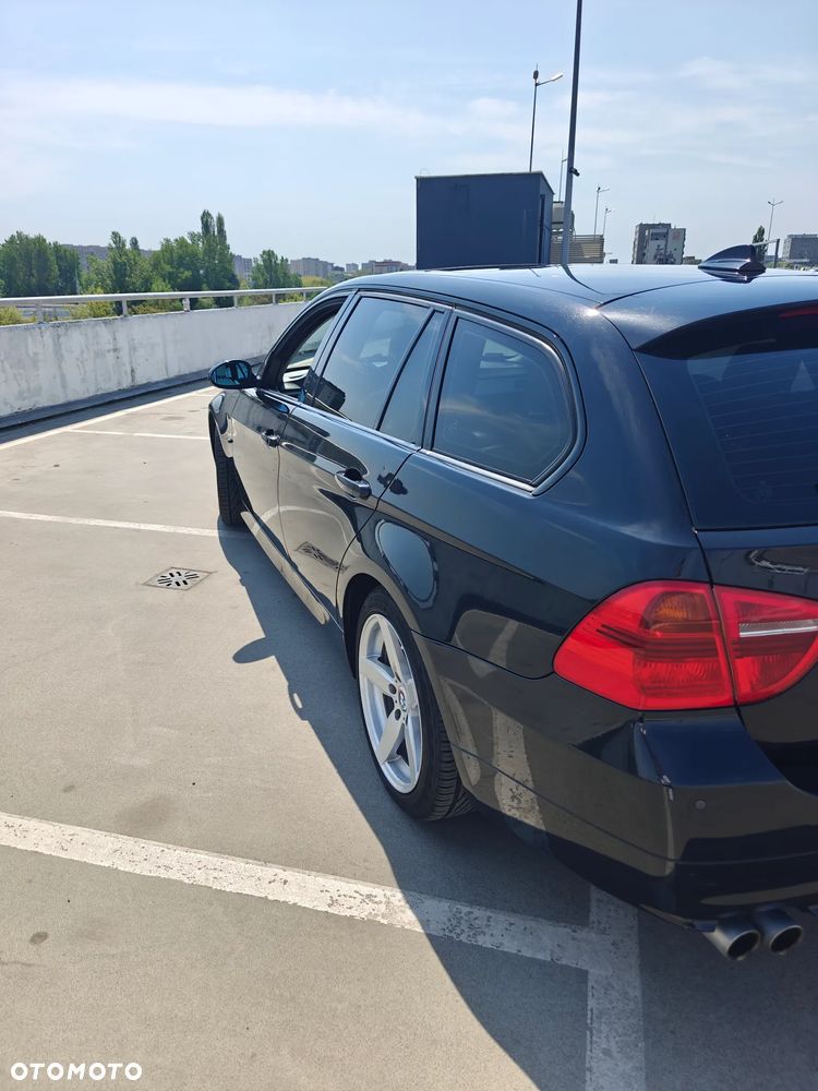 BMW Seria 3 325xi - 7