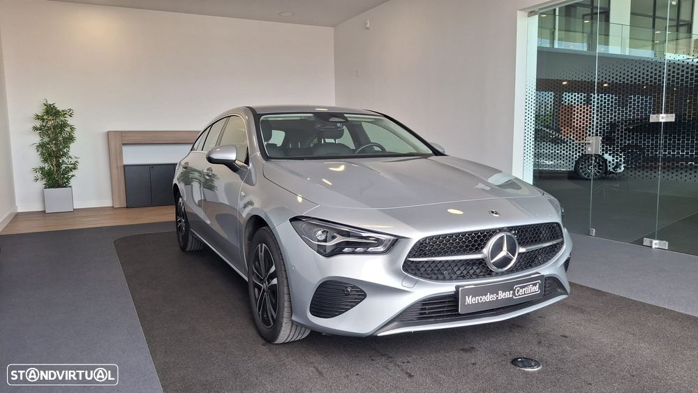 Mercedes-Benz CLA 250 e Shooting Brake Style Plus - 4