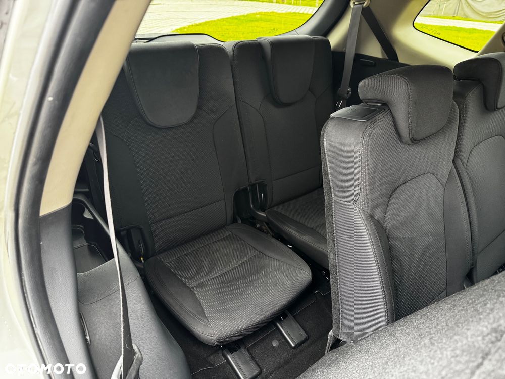 Kia Carens 1.6 GDI Edition 7 - 18