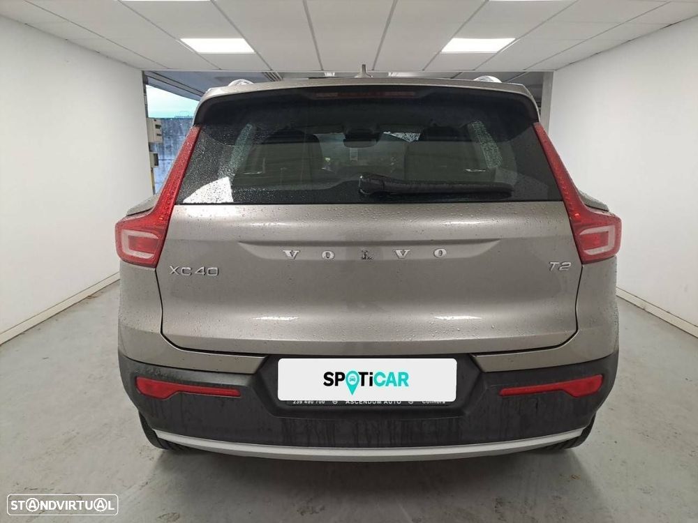 Volvo XC 40 1.5 T2 Momentum Plus Geartronic - 7