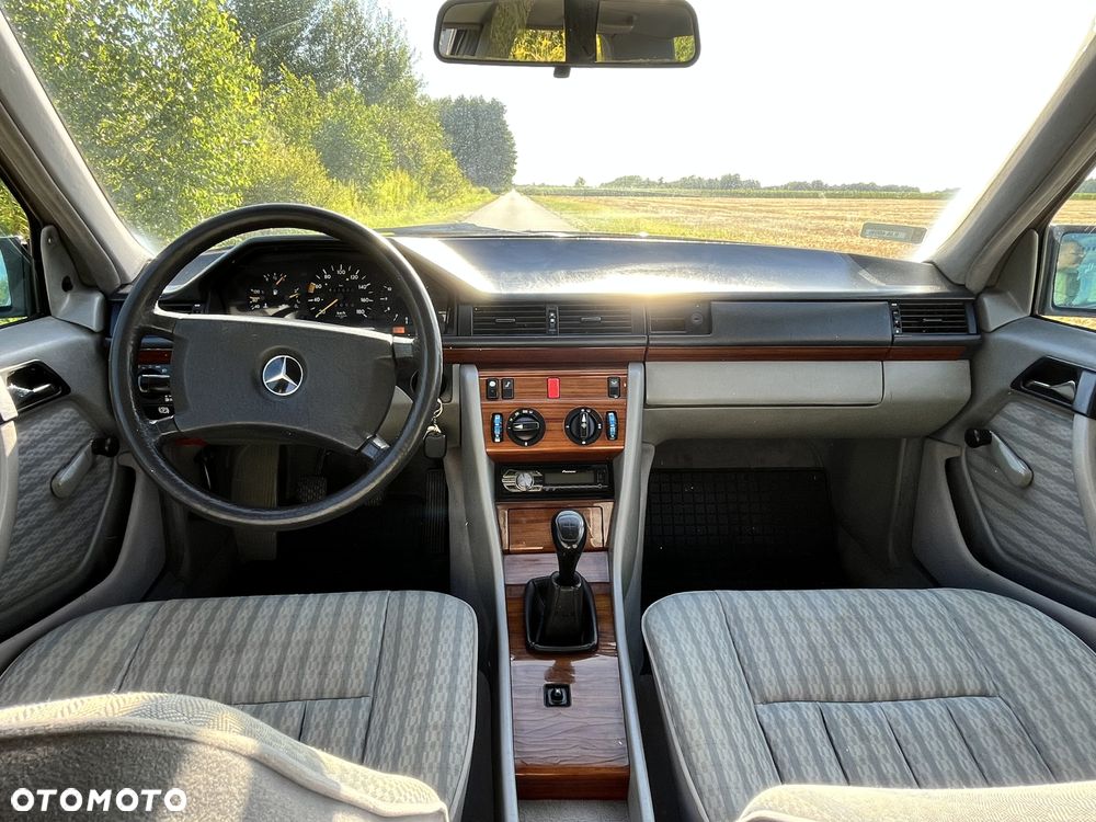 Mercedes-Benz W124 (1984-1993) - 5