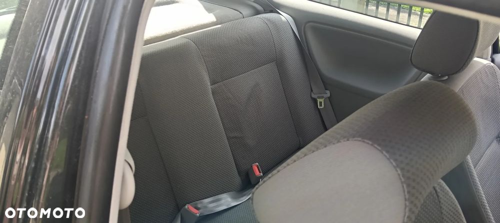 Volkswagen Polo 1.0 Basis - 9