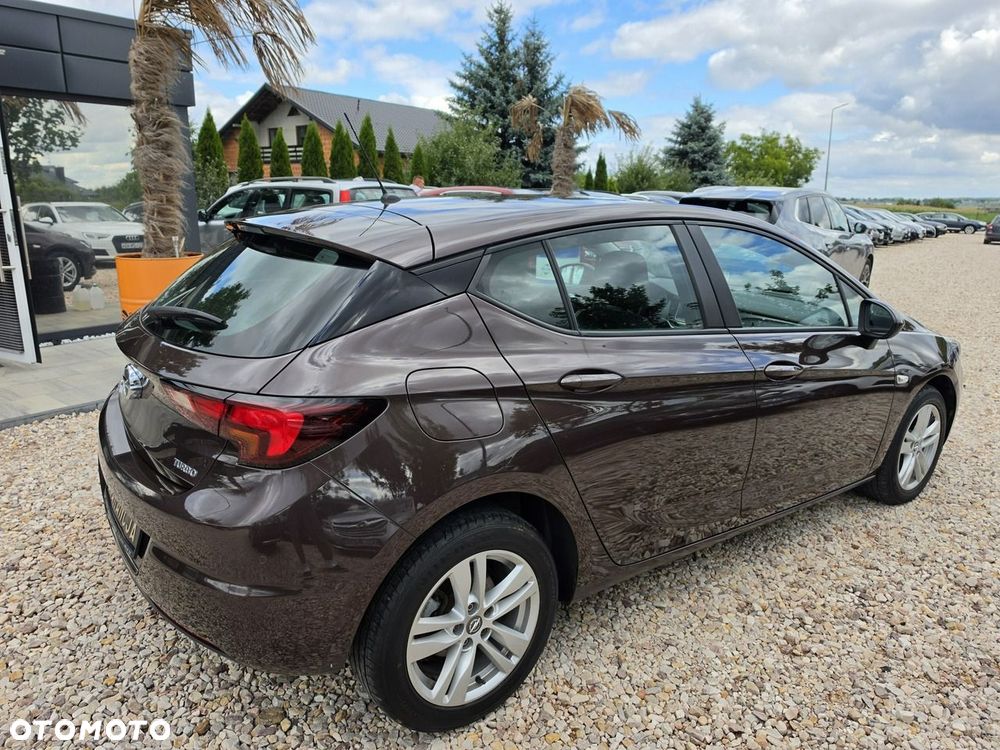 Opel Astra - 16