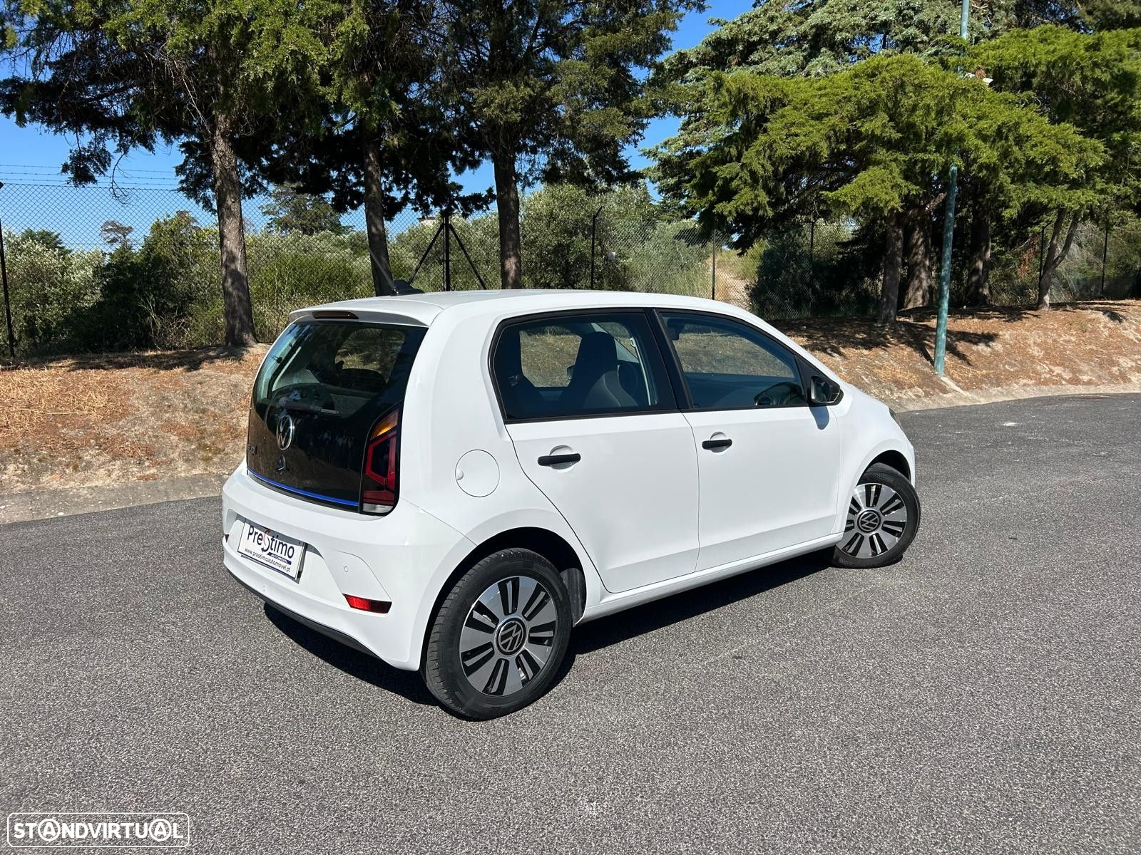 VW e-Up! Confort - 19