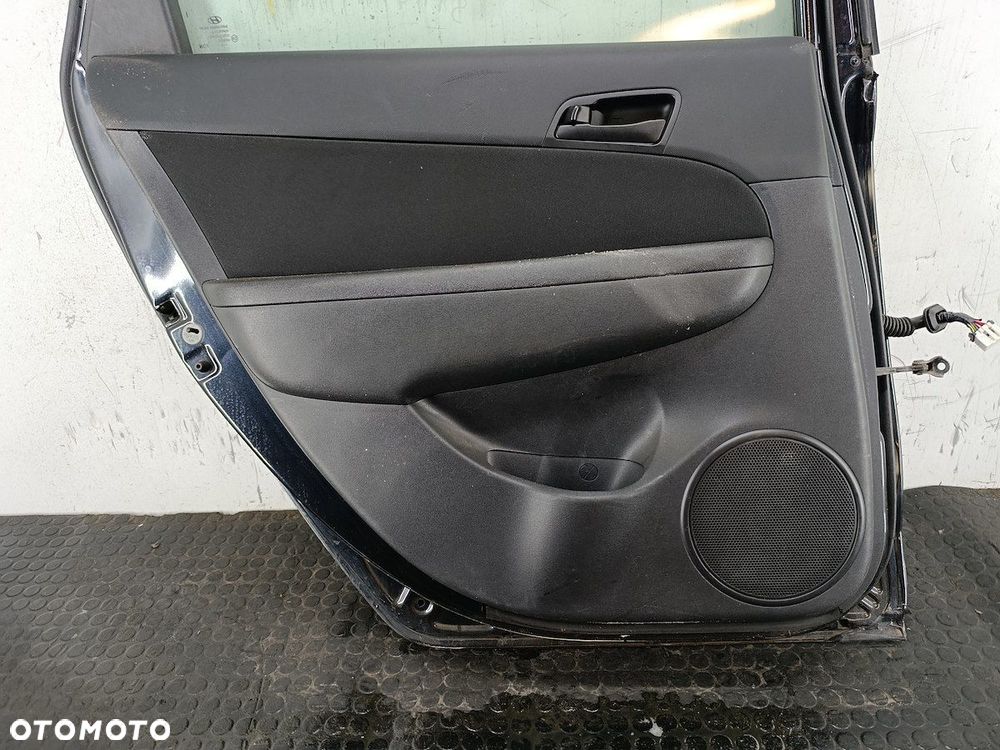 DRZWI TYŁ LEWY  HYUNDAI I30 I CW FL 9F KOMBI - 9