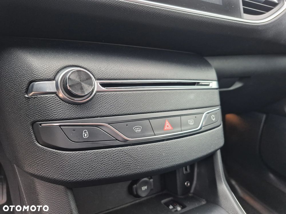 Peugeot 308 155 THP Allure - 12