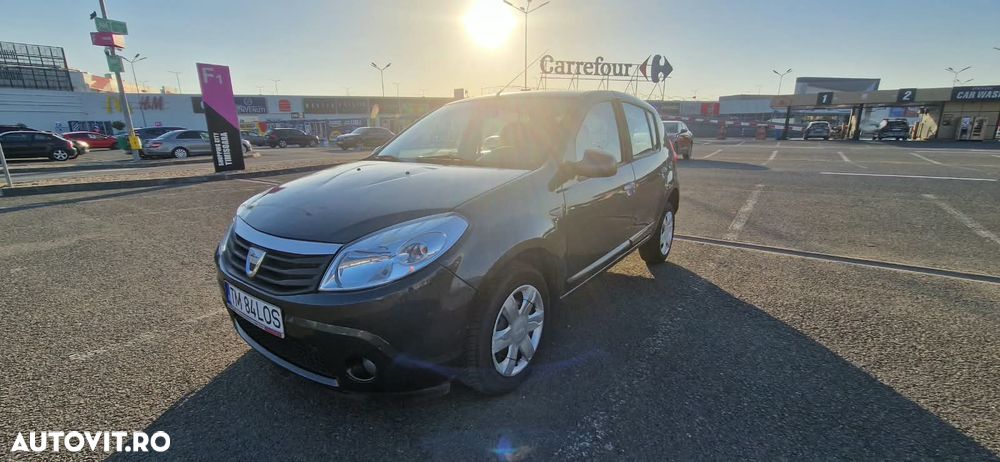 Dacia Sandero 1.6 MPI Laureate - 2