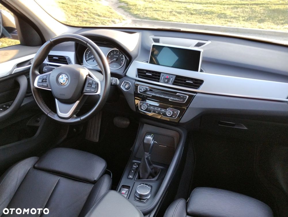 BMW X1 xDrive25i Advantage - 19
