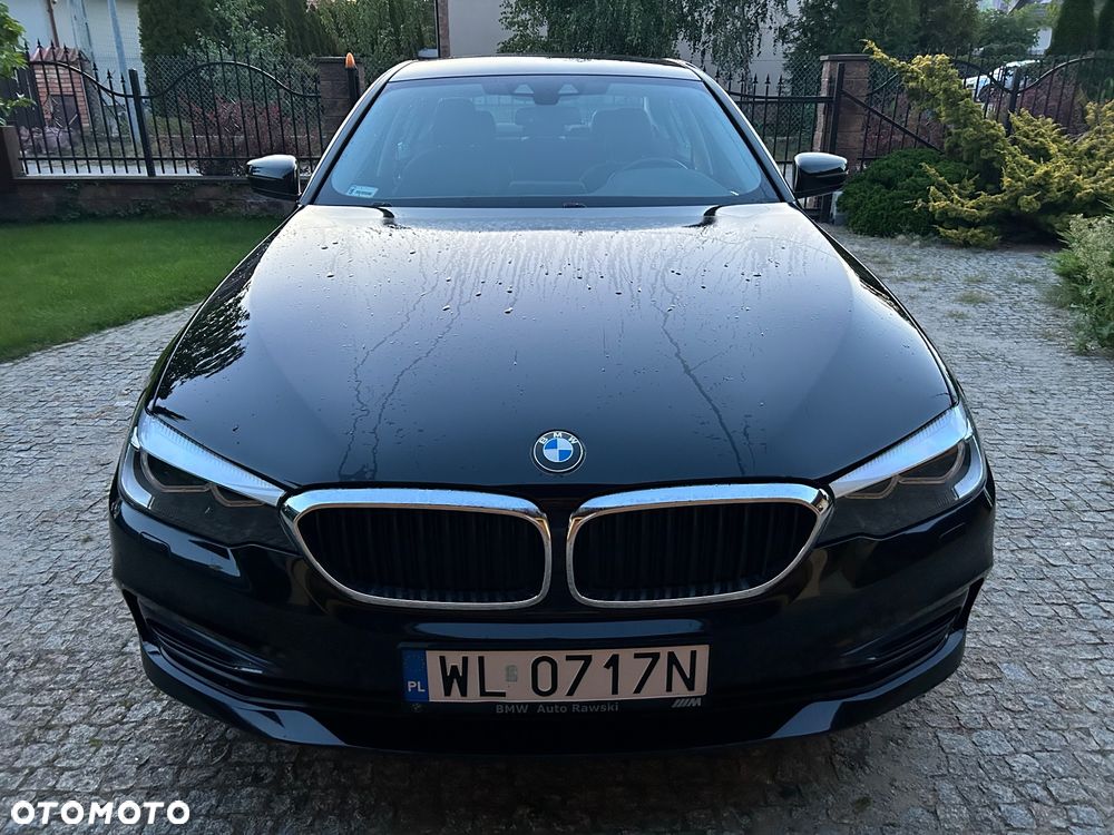 BMW Seria 5 518d Sport Line - 16