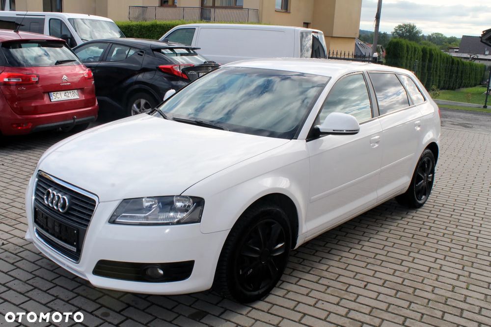 Audi A3 Sportback 1.6 Ambiente - 3