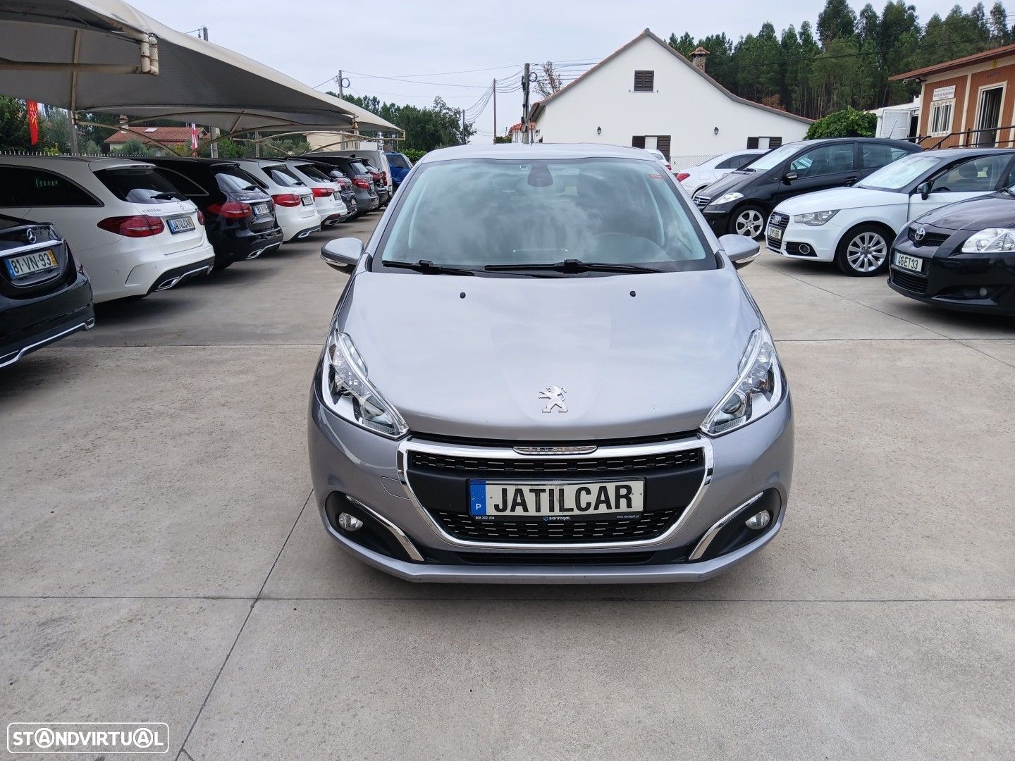 Peugeot 208 1.5 BlueHDi Signature - 1