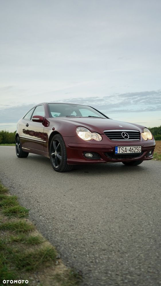 Mercedes-Benz Klasa C 180 Kompressor Starline - 1