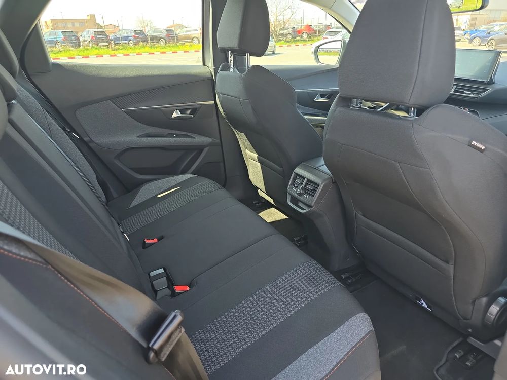 Peugeot 3008 BlueHDi 130 Stop & Start EAT8 Active - 29