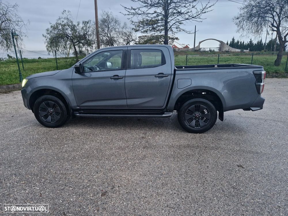 Isuzu D-Max - 1