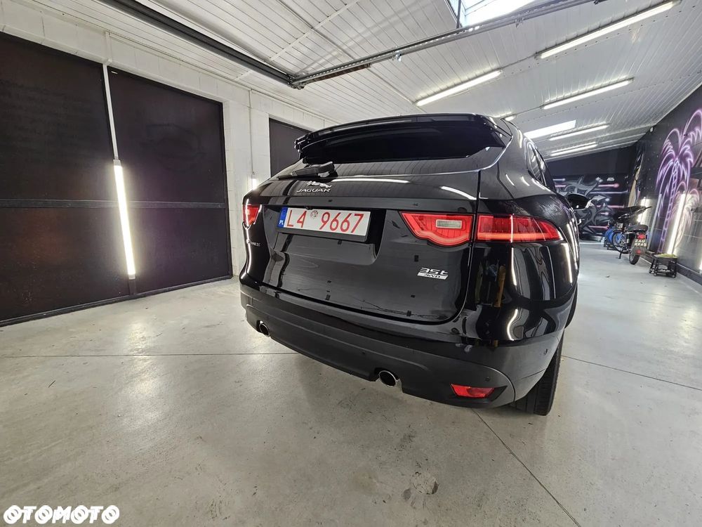 Jaguar F-Pace 35t AWD Prestige - 17
