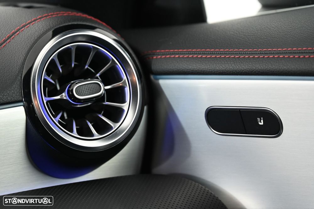 Mercedes-Benz CLA 200 d Shooting Brake AMG Line Aut. - 25