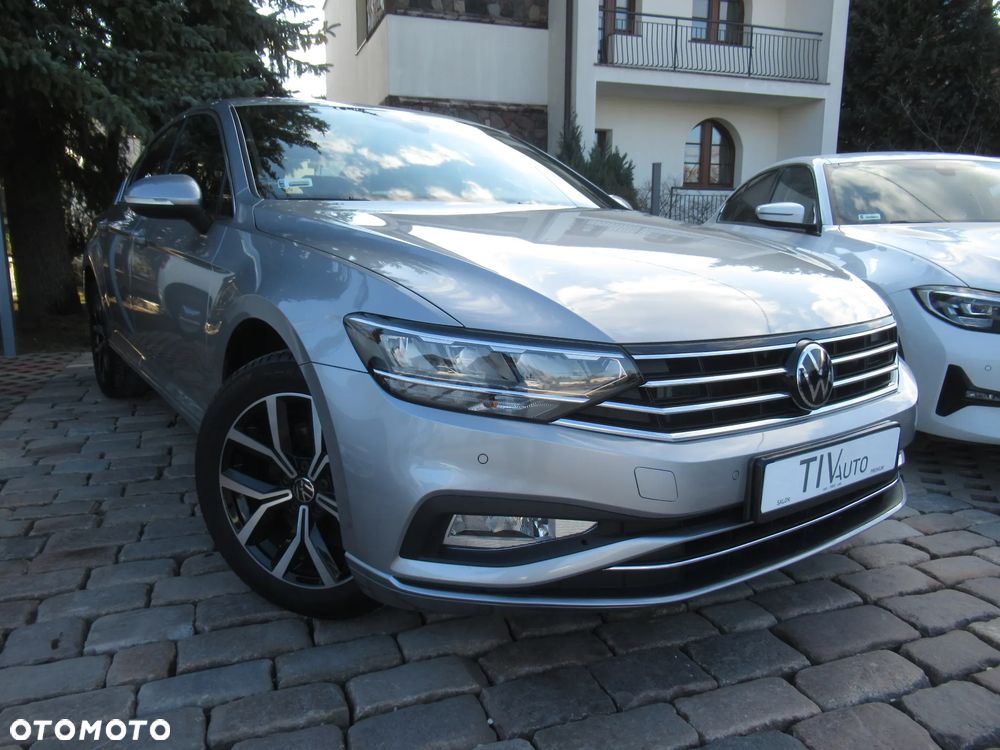 Volkswagen Passat 2.0 TSI Business DSG - 1