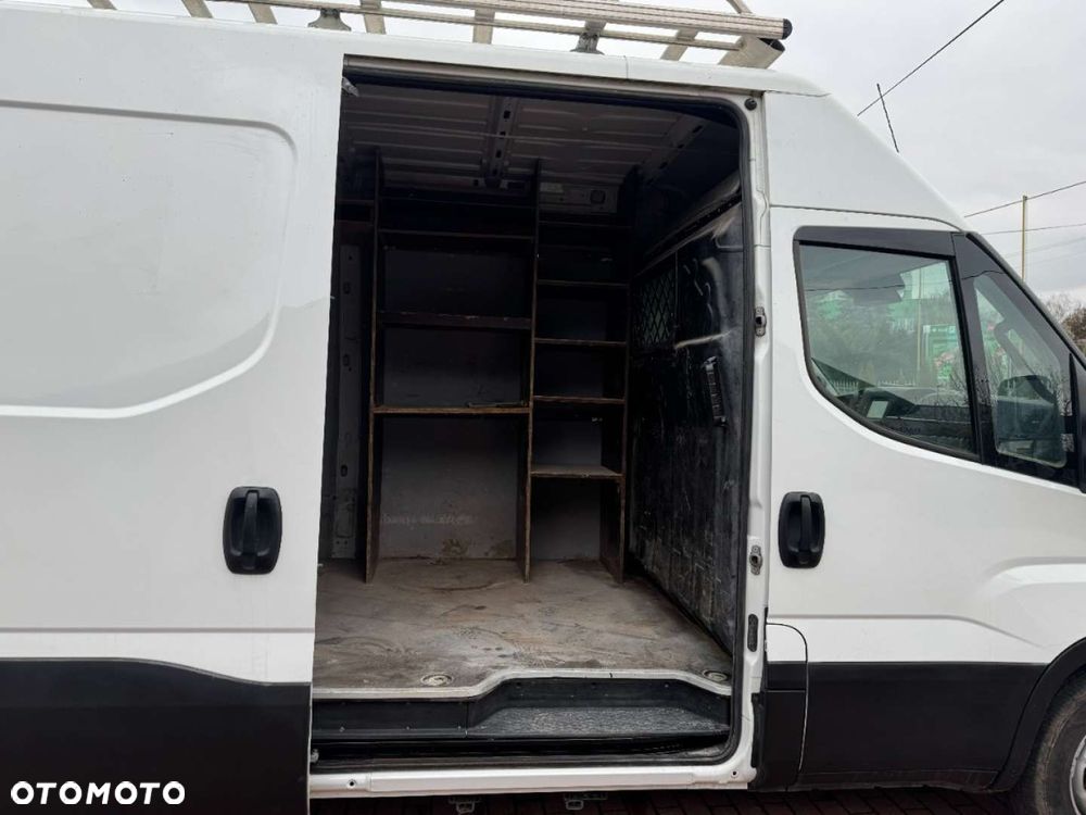 Iveco Daily - 27