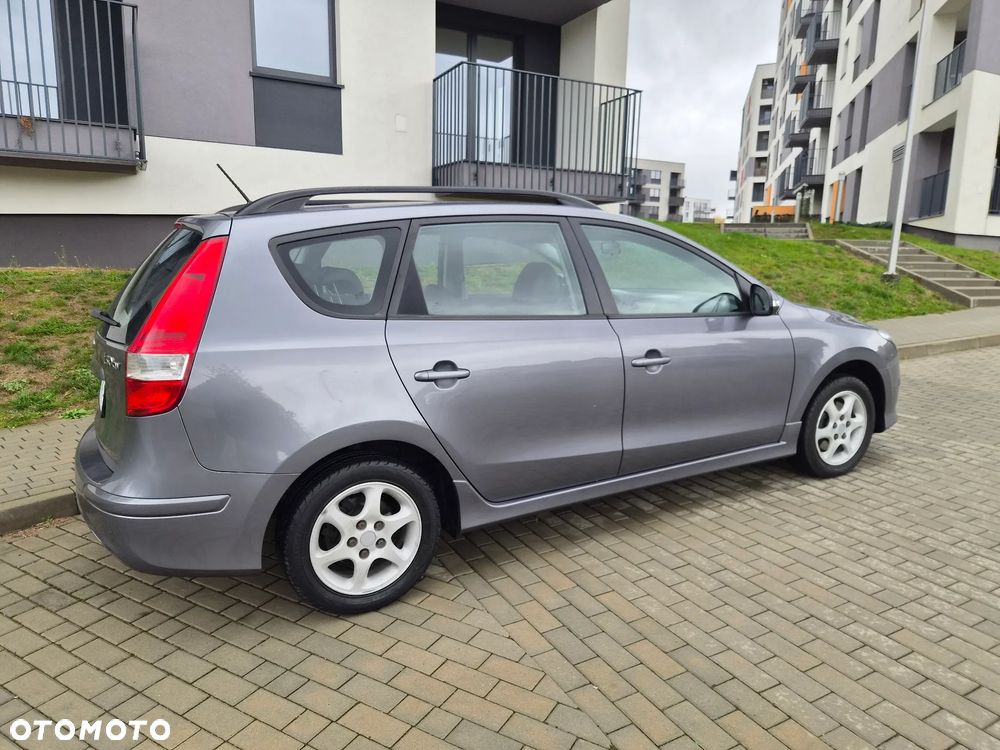 Hyundai i30 - 23