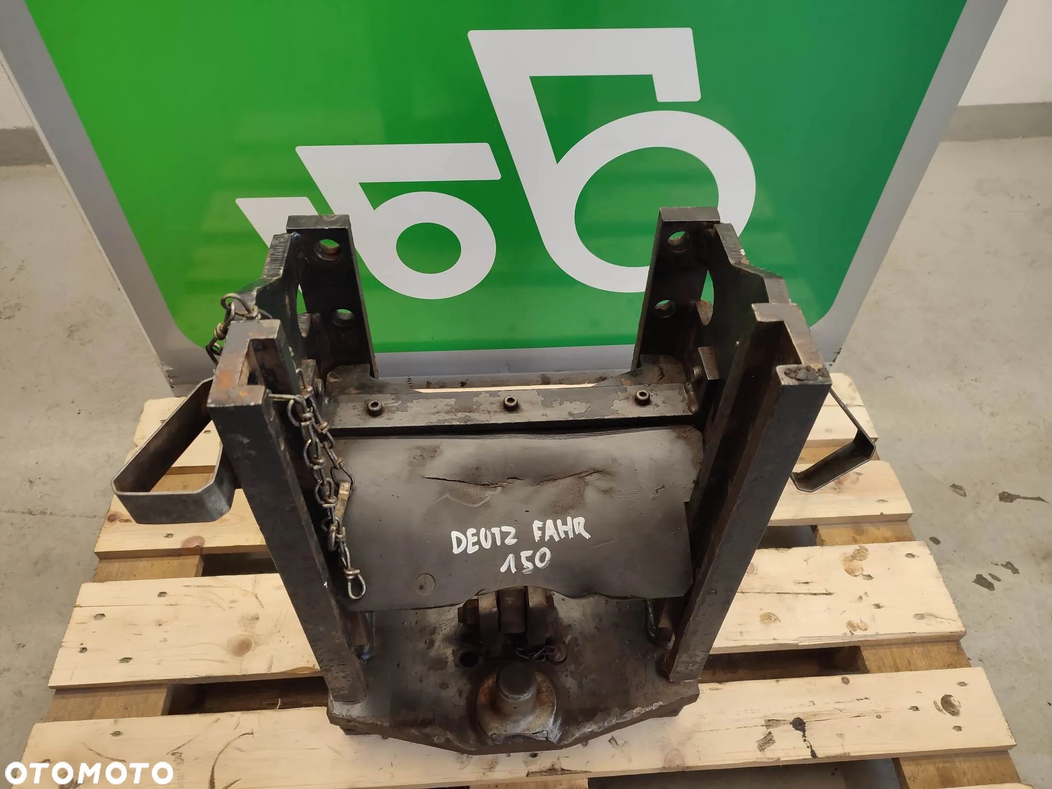 Konsola zaczepu Deutz Fahr 150 - 1