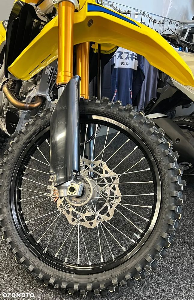 Suzuki RM-Z - 3