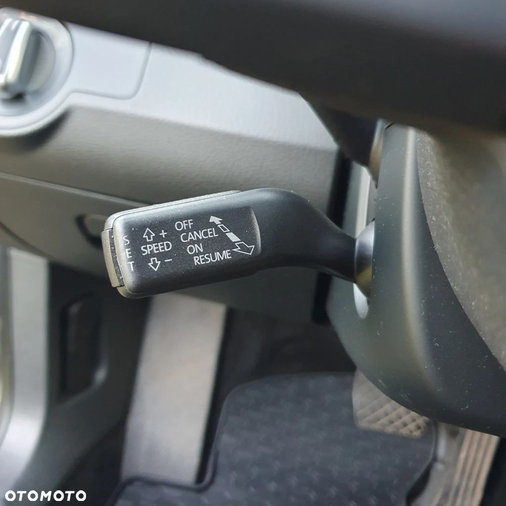 Volkswagen Passat 2.0 TDI Highline DSG - 13