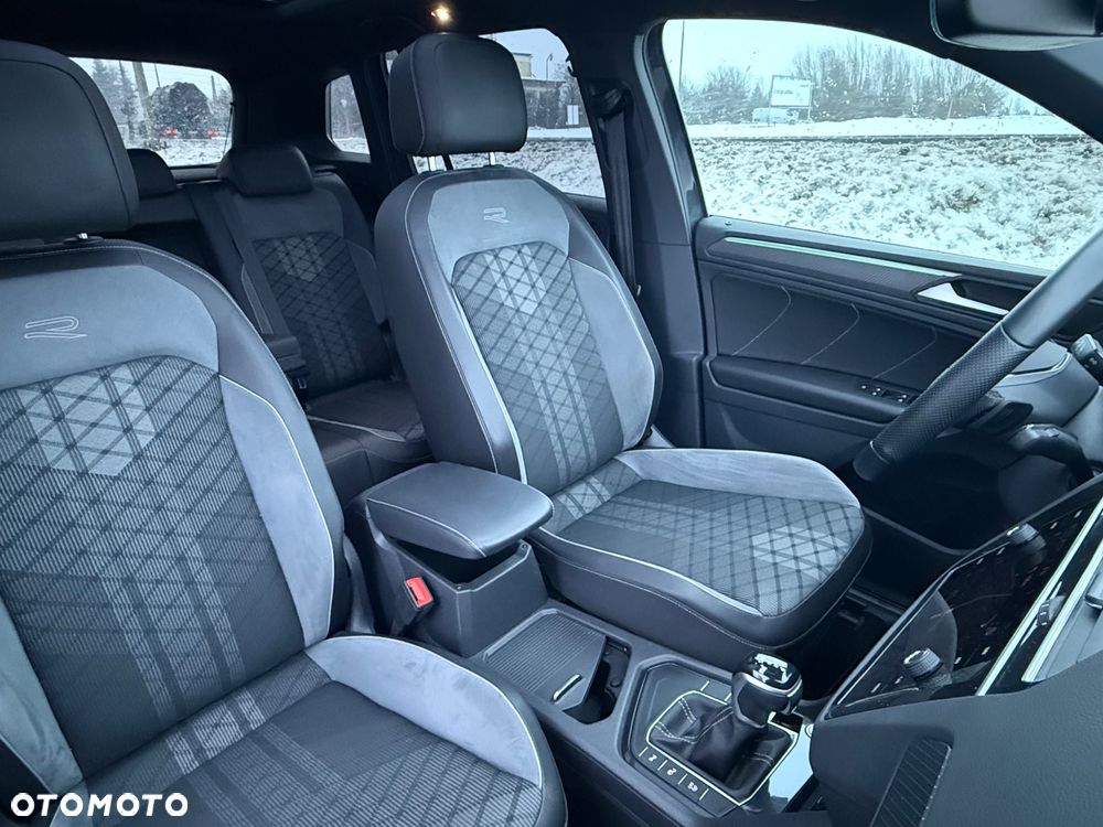 Volkswagen Tiguan 2.0 TDI SCR DSG R-Line - 12