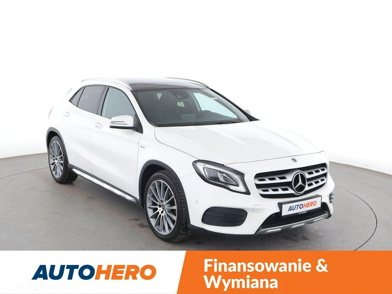 Mercedes-Benz GLA 180 7G-DCT UrbanStyle Edition - 10