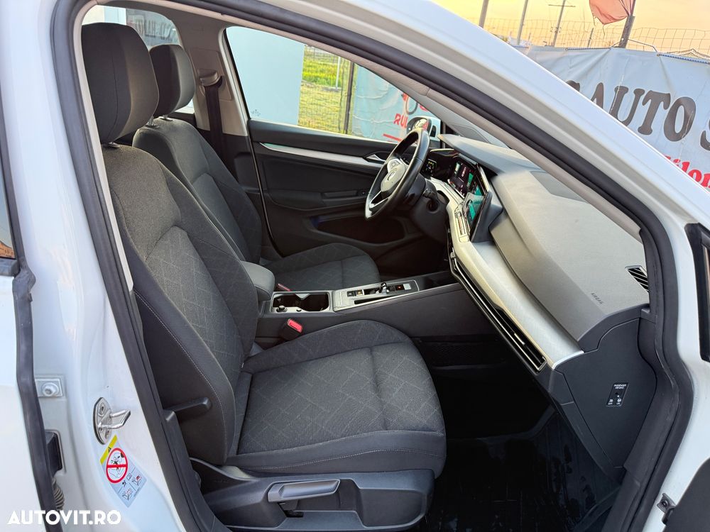 Volkswagen Golf 1.5 eTSI ACT DSG MHEV Style - 6