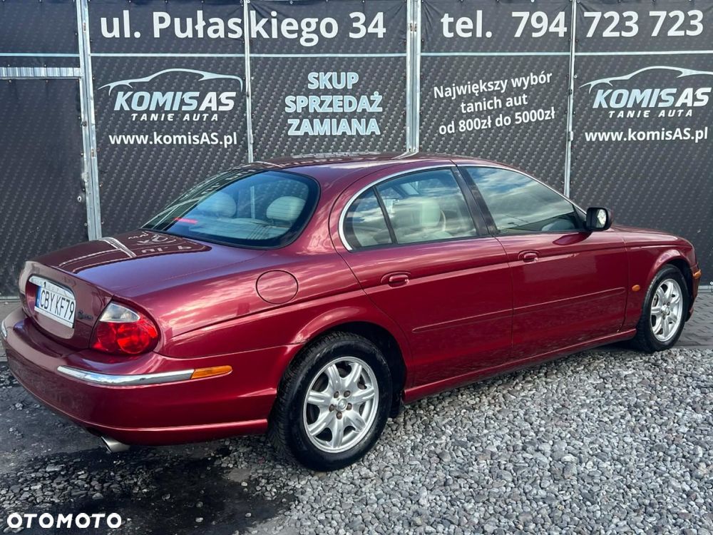 Jaguar S-Type - 4