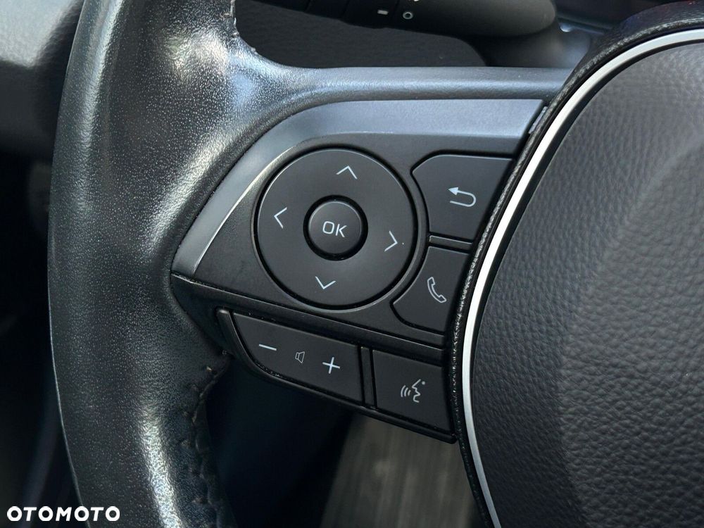 Toyota Corolla - 22