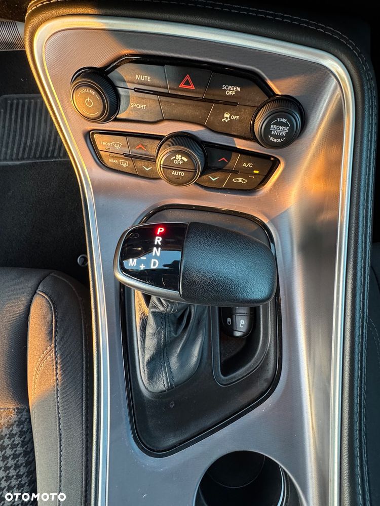 Dodge Challenger 3.6 SXT - 17