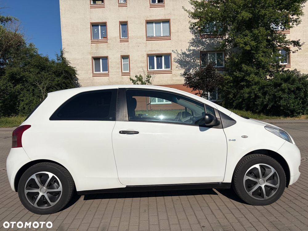 Toyota Yaris 1.4 D-4D Terra A/C - 4