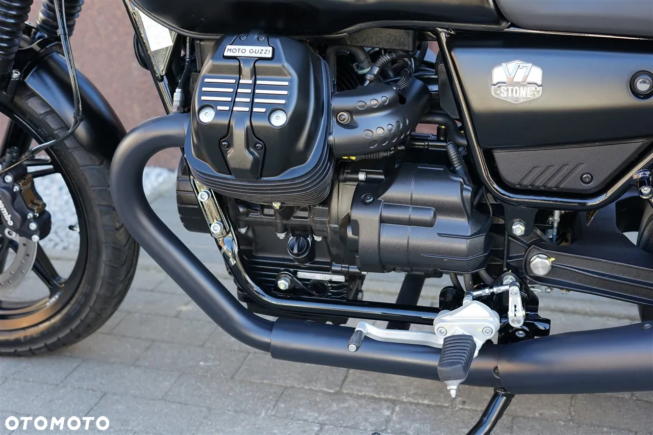 Moto Guzzi V7 - 29