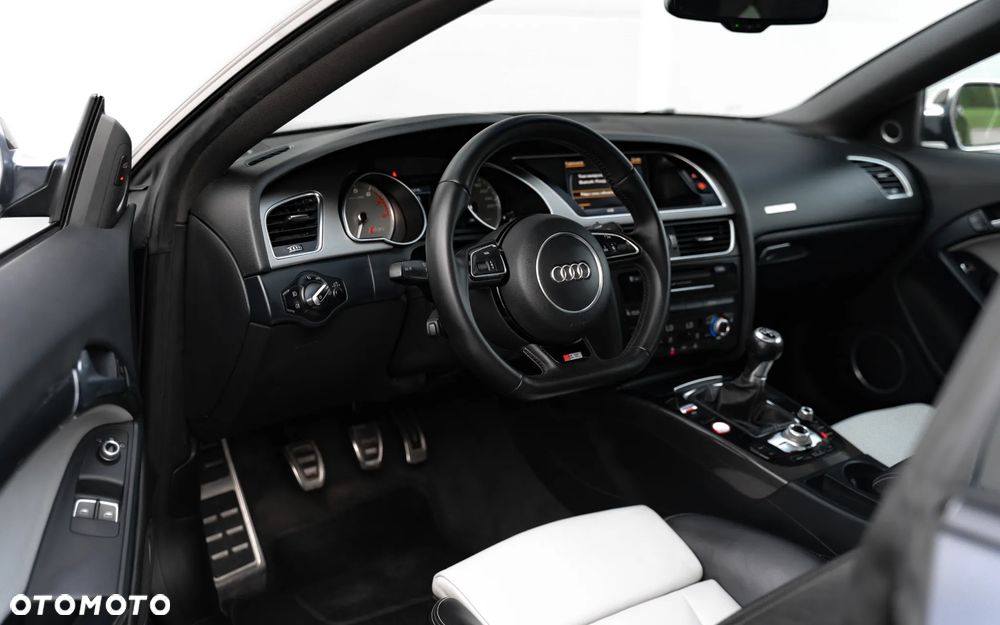 Audi S5 Coupé - 37
