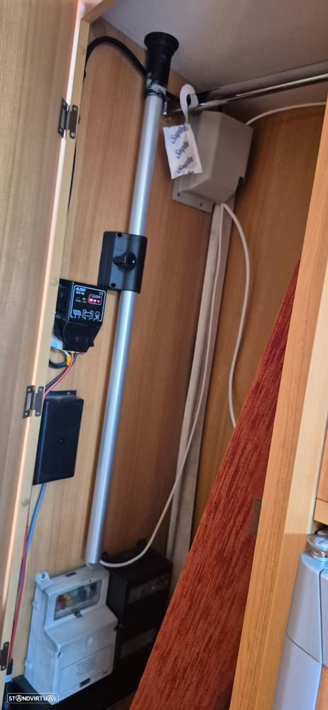 Chausson Trigano FORD TRANSIT 2.4 TDCI - 6 DORMIDAS - 5 LUGARES - 42