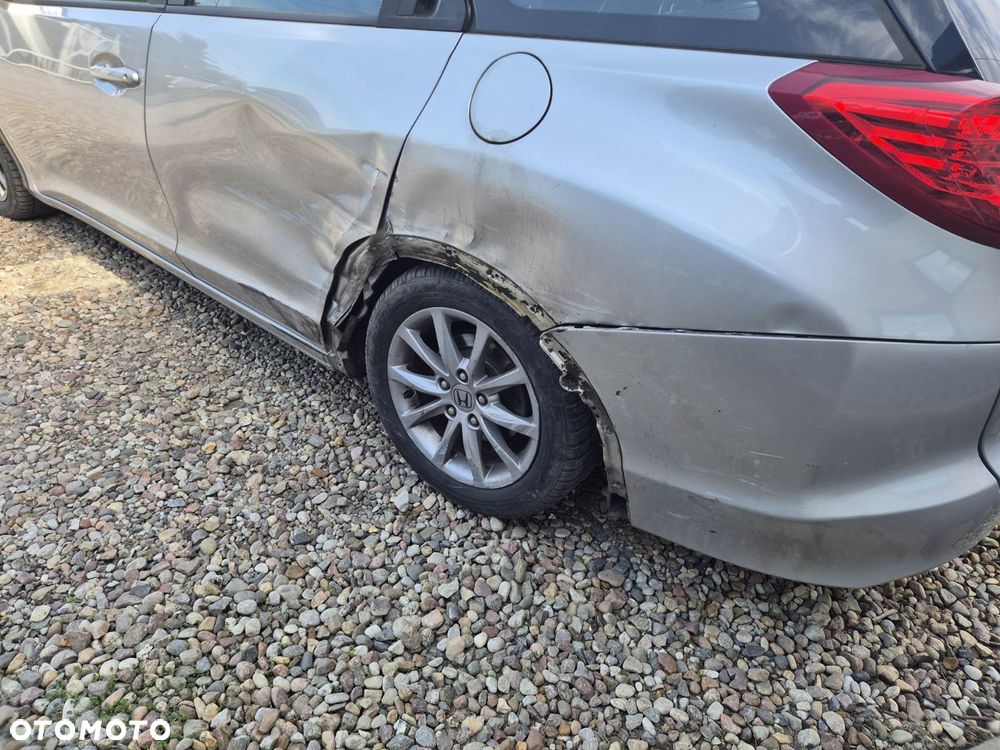 Honda Civic 1.6 i-DTEC Lifestyle Black Edition - 3