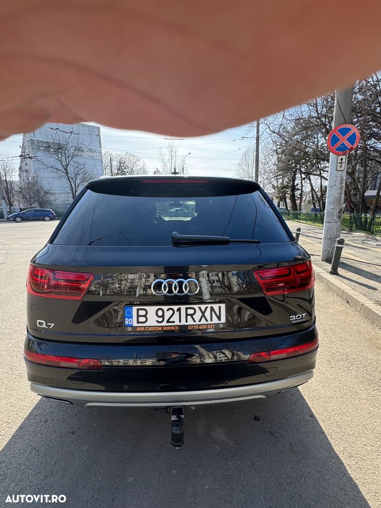 Audi Q7 - 8