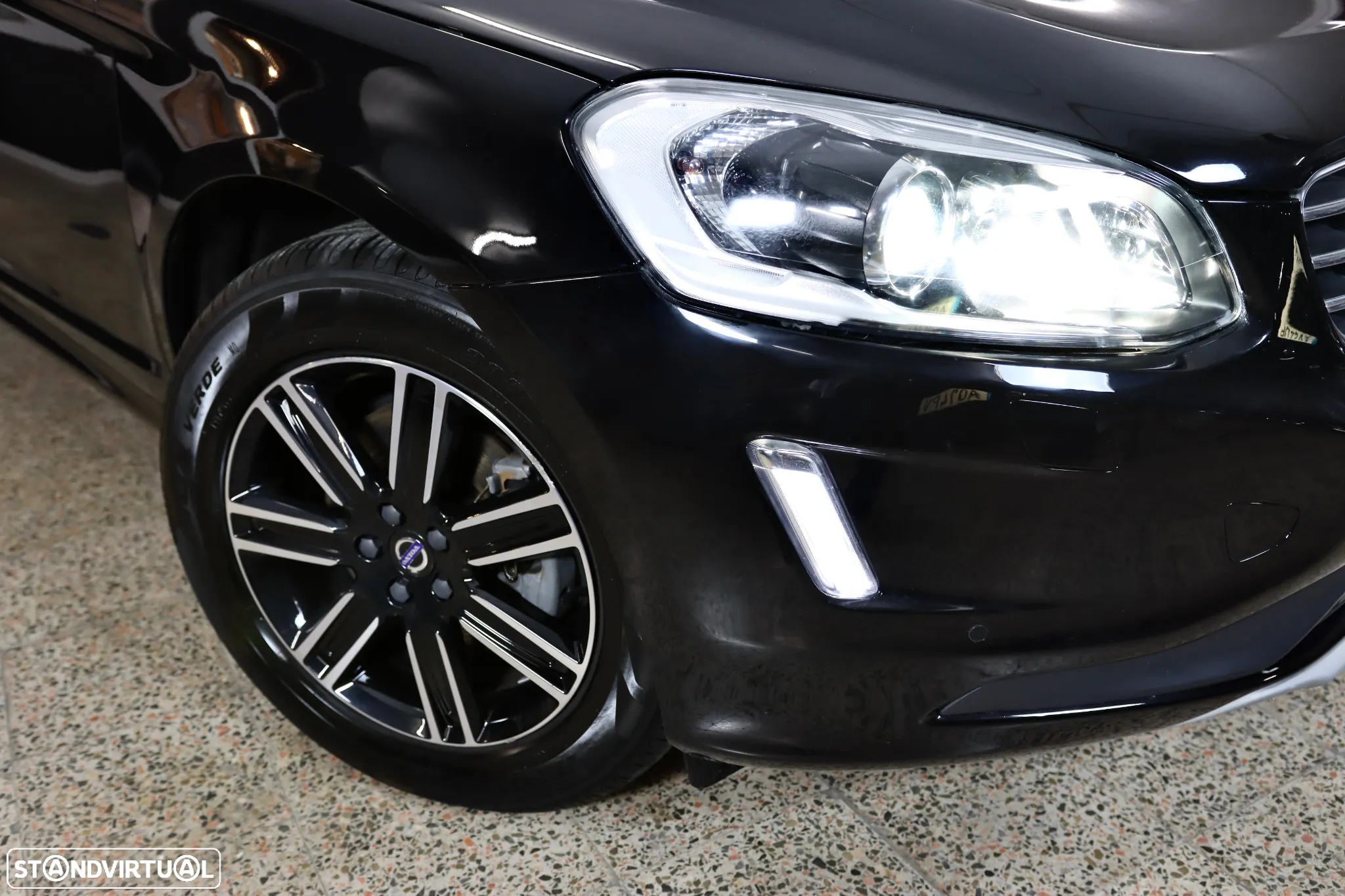 Volvo XC 60 2.0 D3 Summum Geartronic - 3