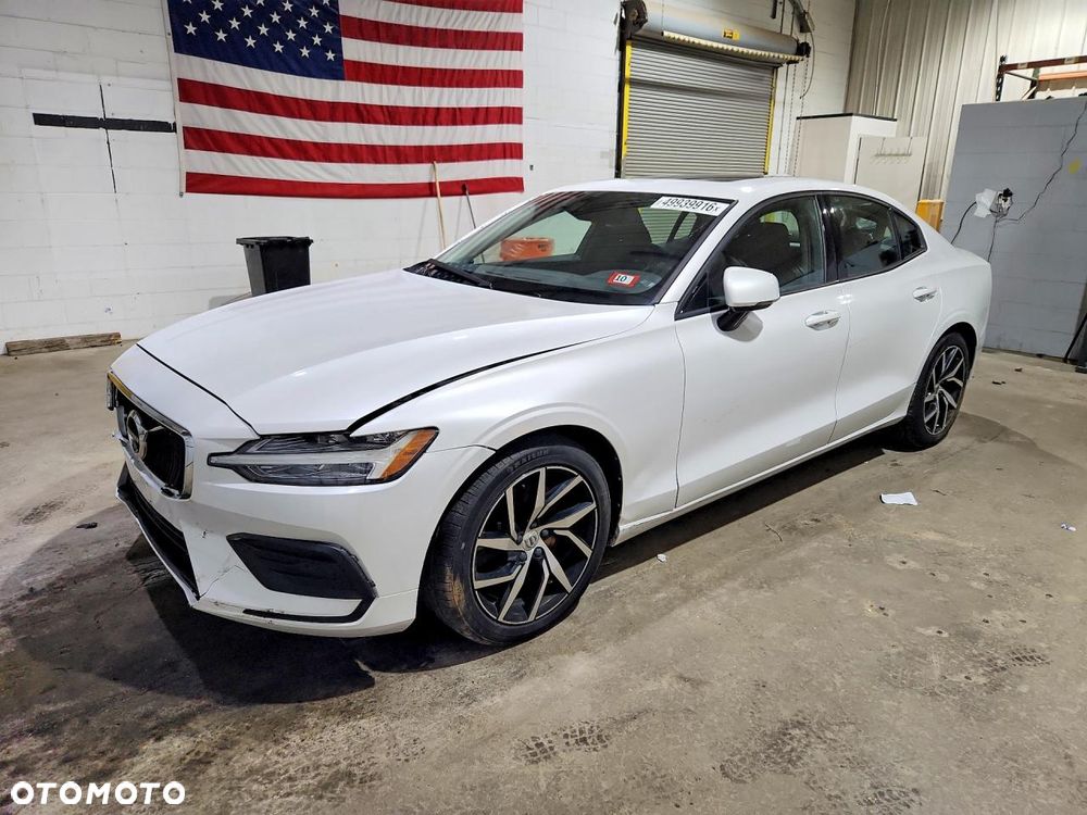 Volvo S60 T6 AWD Momentum Pro - 3