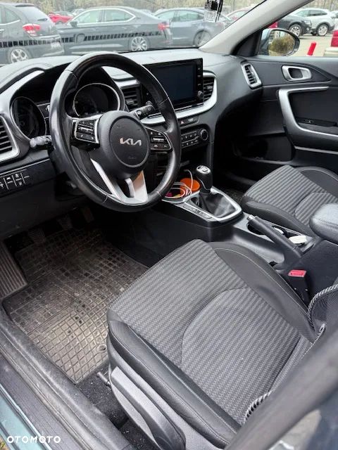 Kia Ceed 1.5 T-GDI M - 5