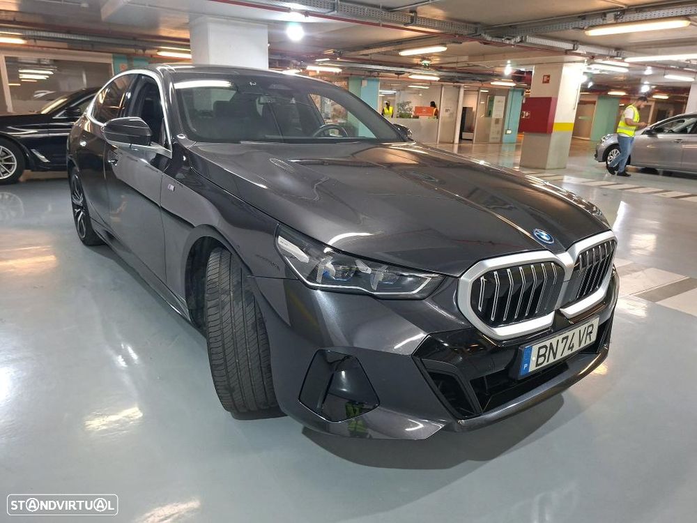 BMW 530 e - 5