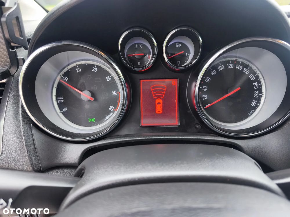 Opel Astra 2.0 CDTI Cosmo - 19