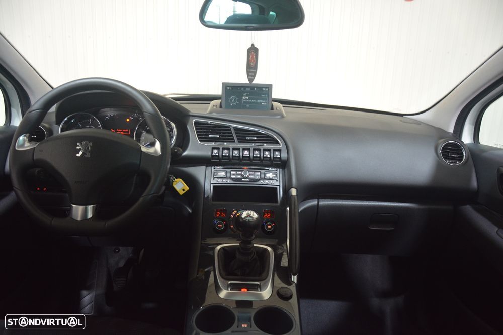 Peugeot 3008 1.6 HDi Allure - 15