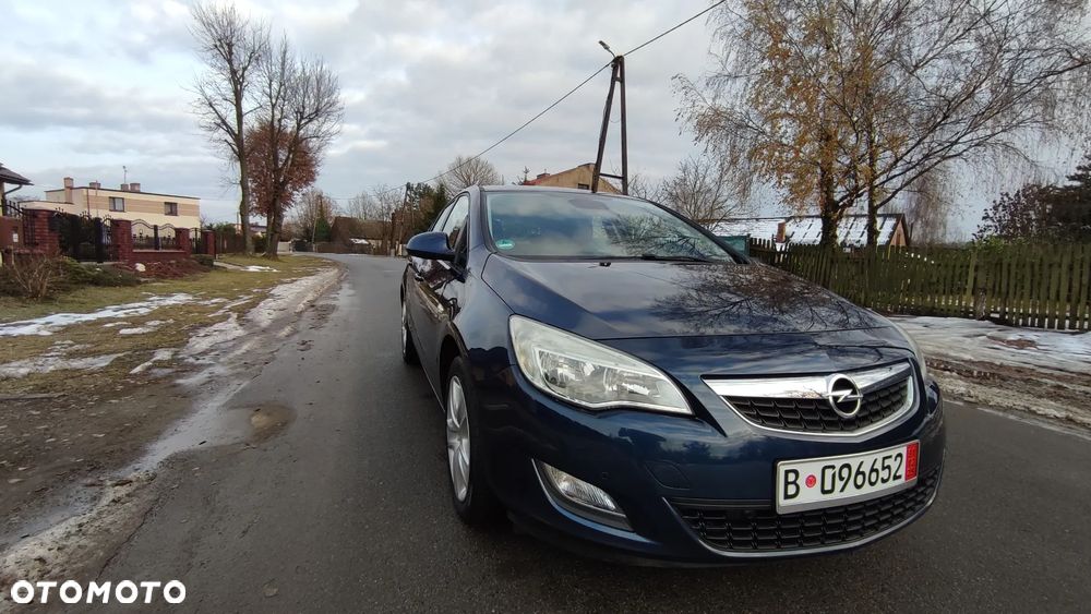 Opel Astra 1.4 Turbo 150 Jahre - 31