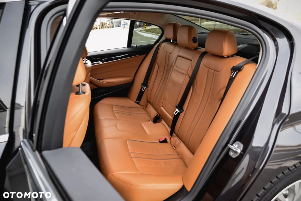 BMW Seria 5 520d Efficient Dynamics Edition Luxury Line - 24