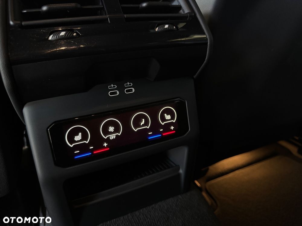 BMW Seria 5 520d xDrive - 24