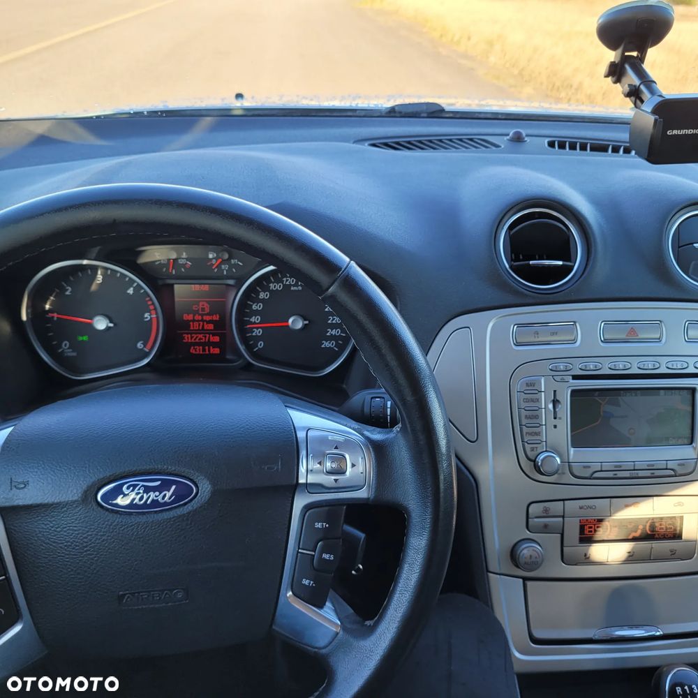 Ford Mondeo 2.0 TDCi Trend - 3